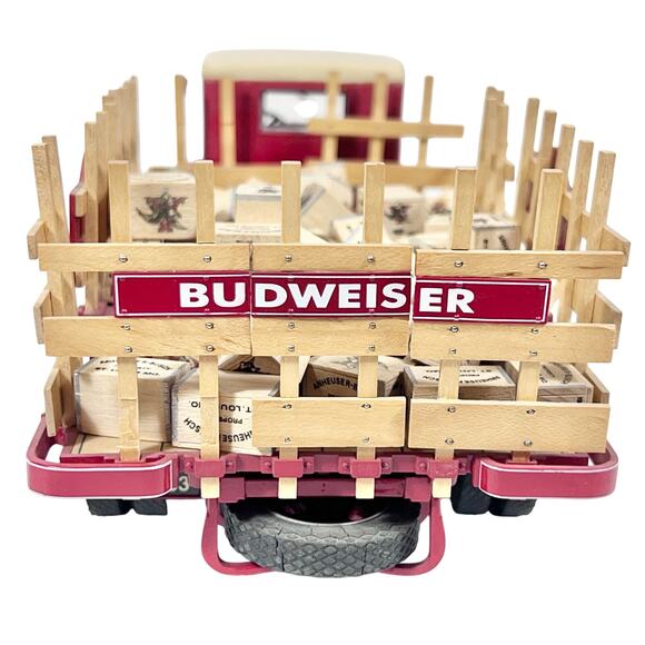Danbury Mint 1933 Budweiser Delivery Truck 1/24 Scale Beer Crates Diecast 1997 - Picture 6 of 16